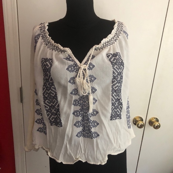 Optional Off the Shoulder - Picture 1 of 4